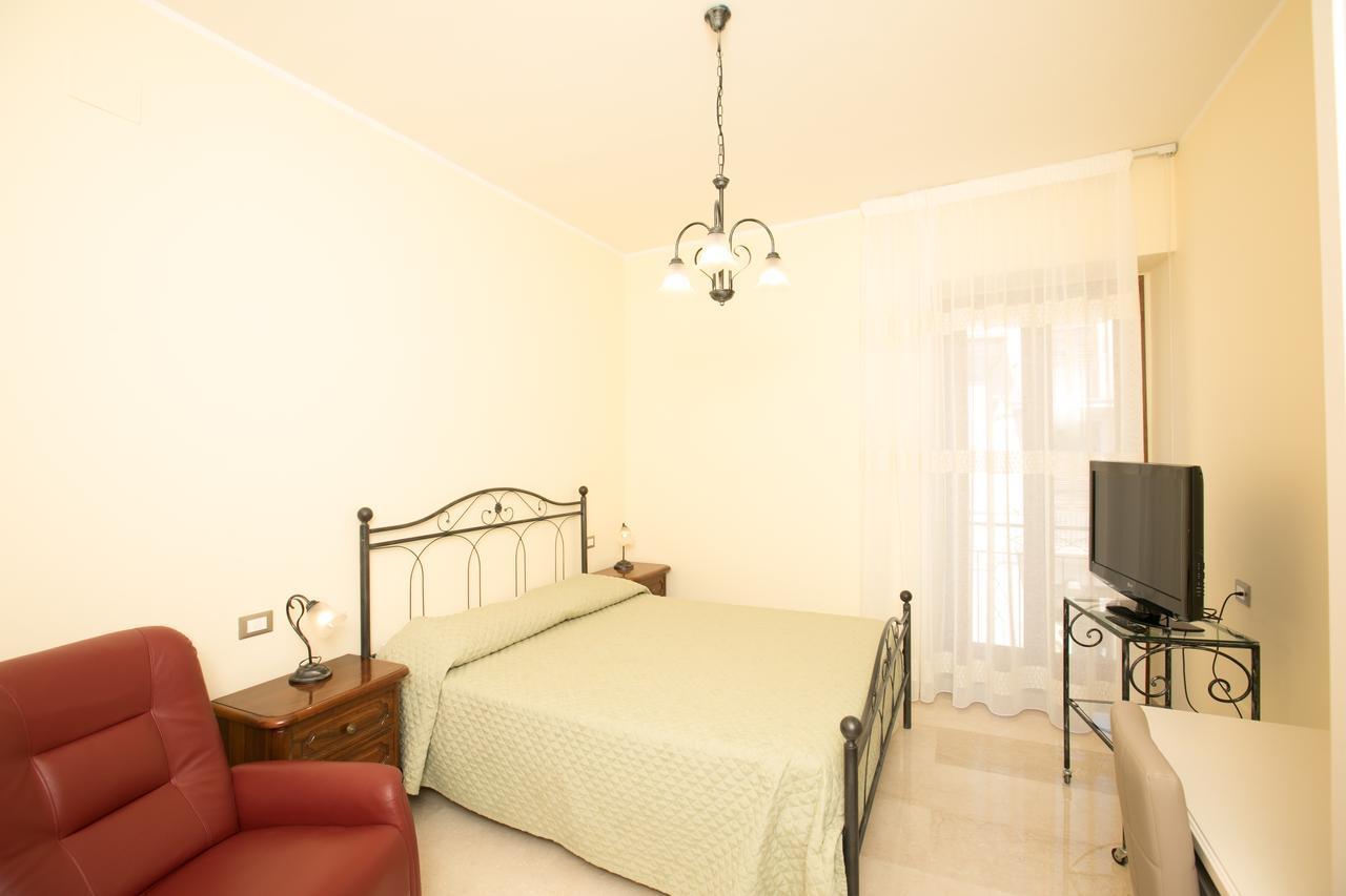 سولمونا B&B Ponte Capograssi المظهر الخارجي الصورة