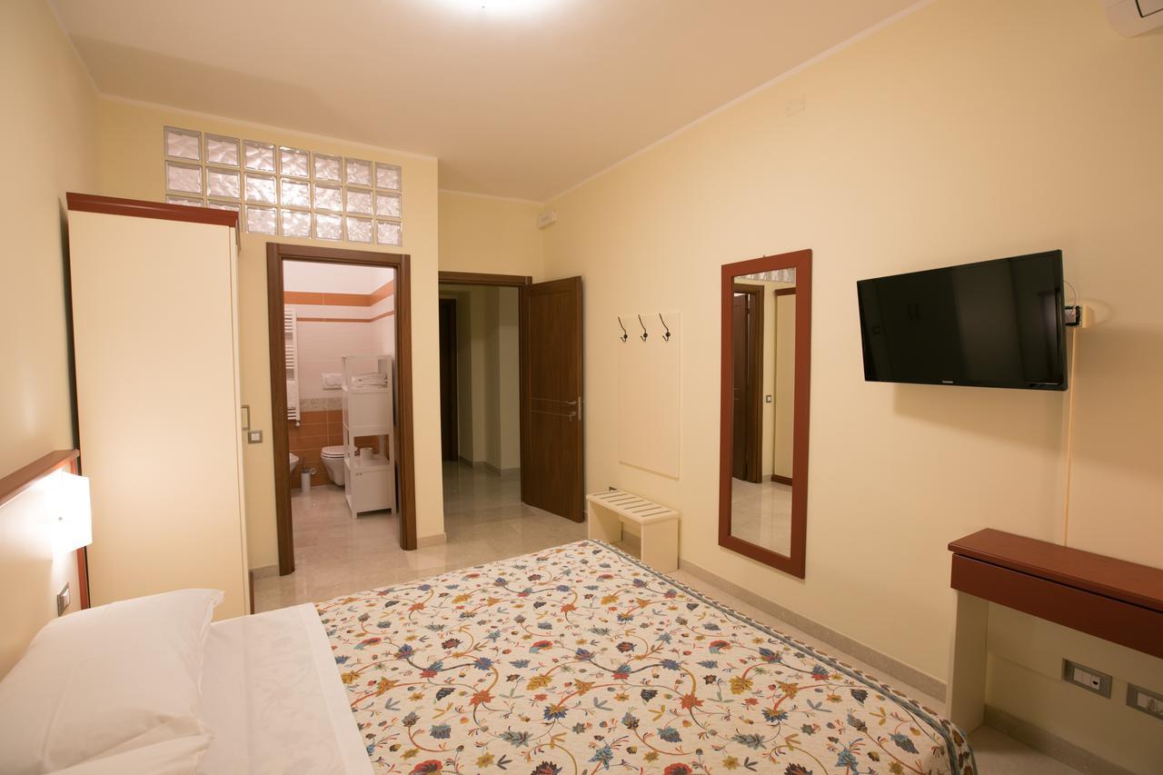 سولمونا B&B Ponte Capograssi المظهر الخارجي الصورة